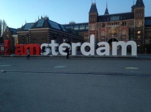 IAMsterdam sign